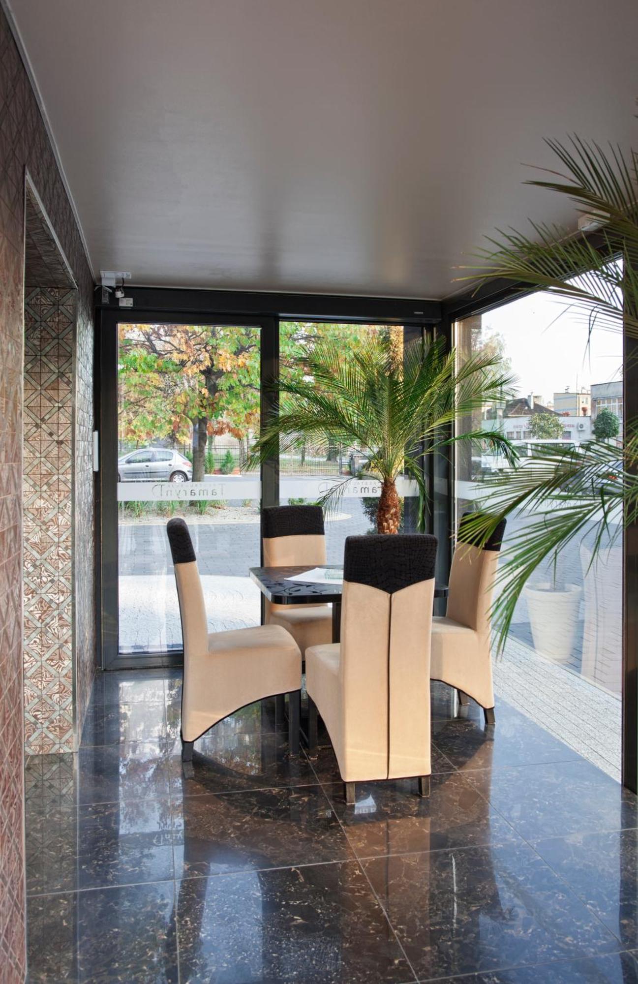 M Hotel Σοσνόβιετς Εξωτερικό φωτογραφία