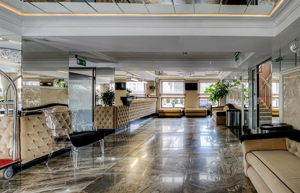 M Hotel Σοσνόβιετς Εξωτερικό φωτογραφία
