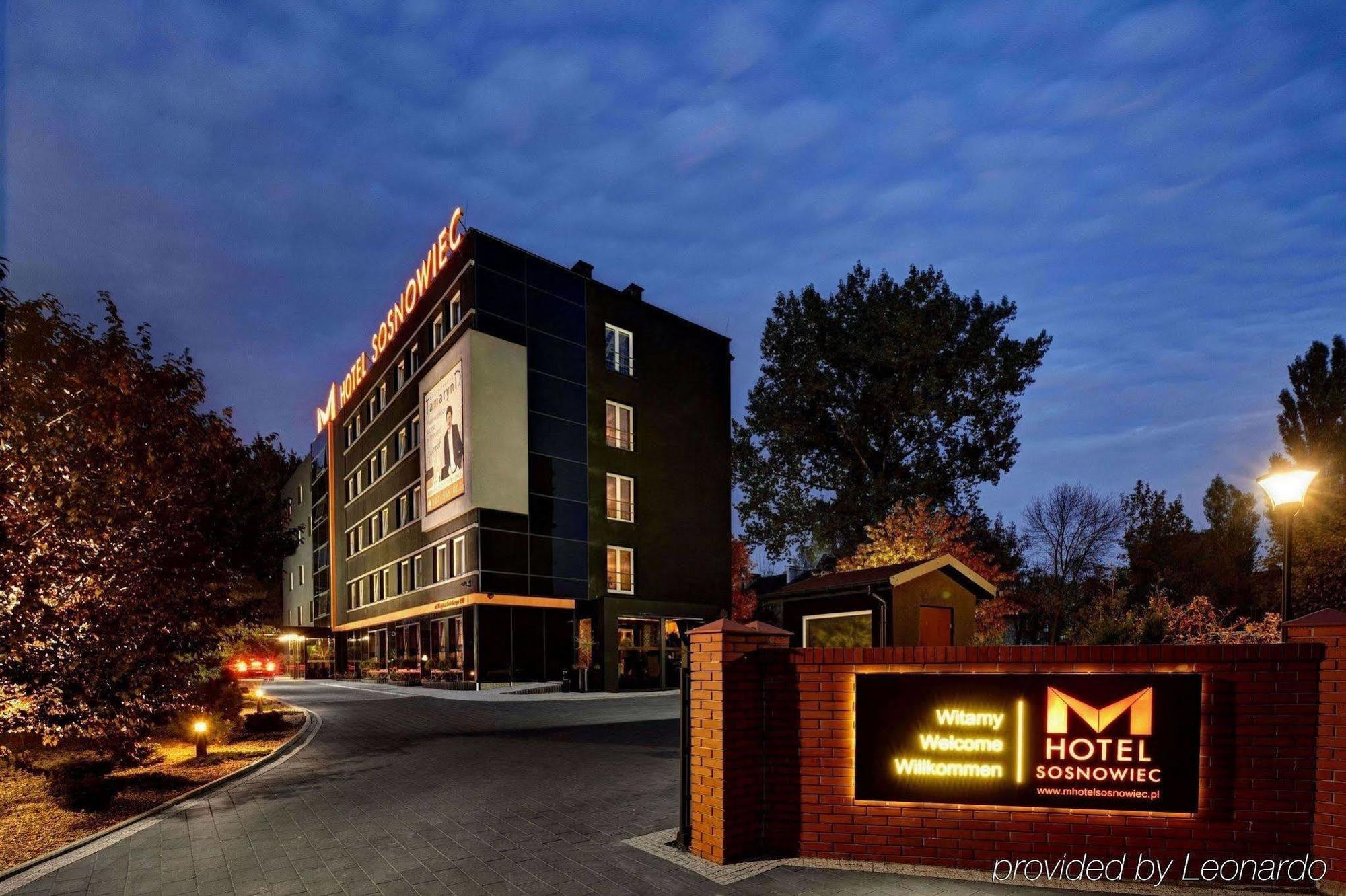 M Hotel Σοσνόβιετς Εξωτερικό φωτογραφία